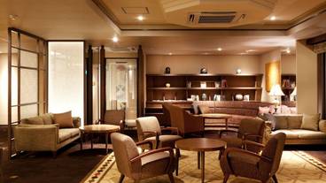 ライブラリーラウンジ / 3