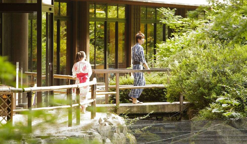 庭園の雰囲気 / 1