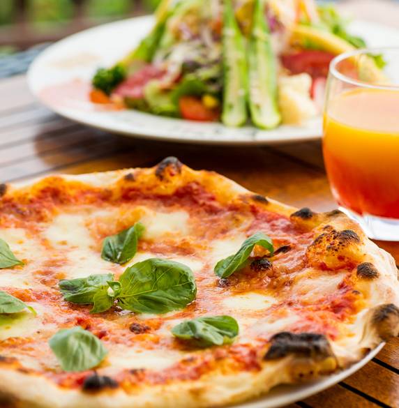 スターダストガーデン ピザ / 4