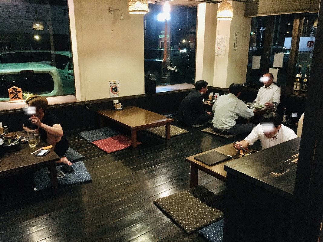 食事会場の居酒屋