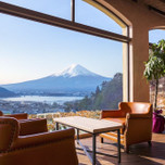 富士山を一望♡河口湖周辺のカップルにおすすめホテル&旅館7選/山梨