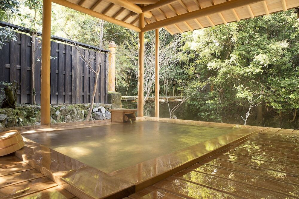 大正ロマンを感じる登録有形文化財の旅館4275119