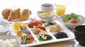 快適さと嬉しいサービス満載のビジネスホテル4241046