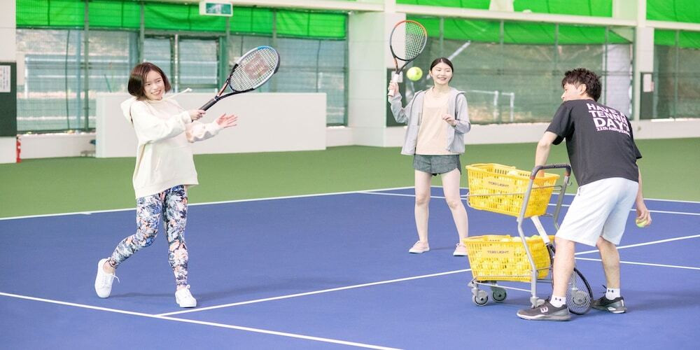 アウトドアを満喫できるスポーツ＆ウェルネスリゾート3906989