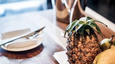 食事・飲み物 / 4