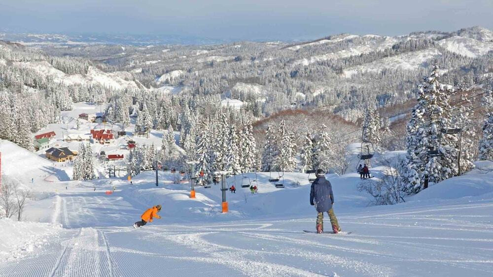 スノー スポーツとスキー