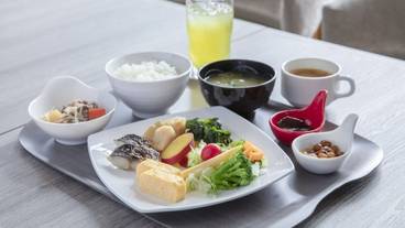 食事・飲み物 / 3