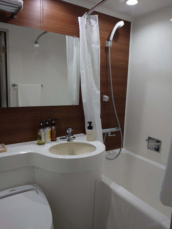 内装はリニューアルで新しめ