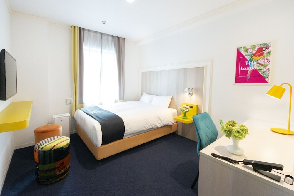 サウナ＆岩盤浴でデトックス♪シャンデリアがおしゃれなホテル4001929