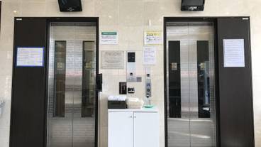 エレベーター / 1