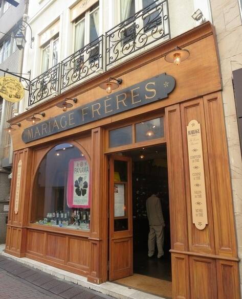 フランスの老舗紅茶店で
香りを楽しむ午後の時間 / 1