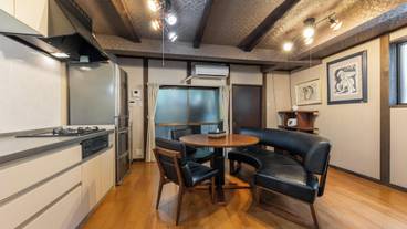 客室内のダイニングエリア / 6