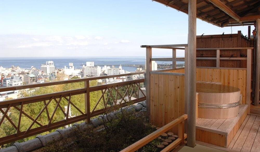 海悠亭　露天風呂 / 3