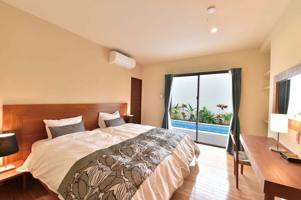 プール＆キッチン付きのコンドミニアムにシェフを呼んでディナー♪3531122