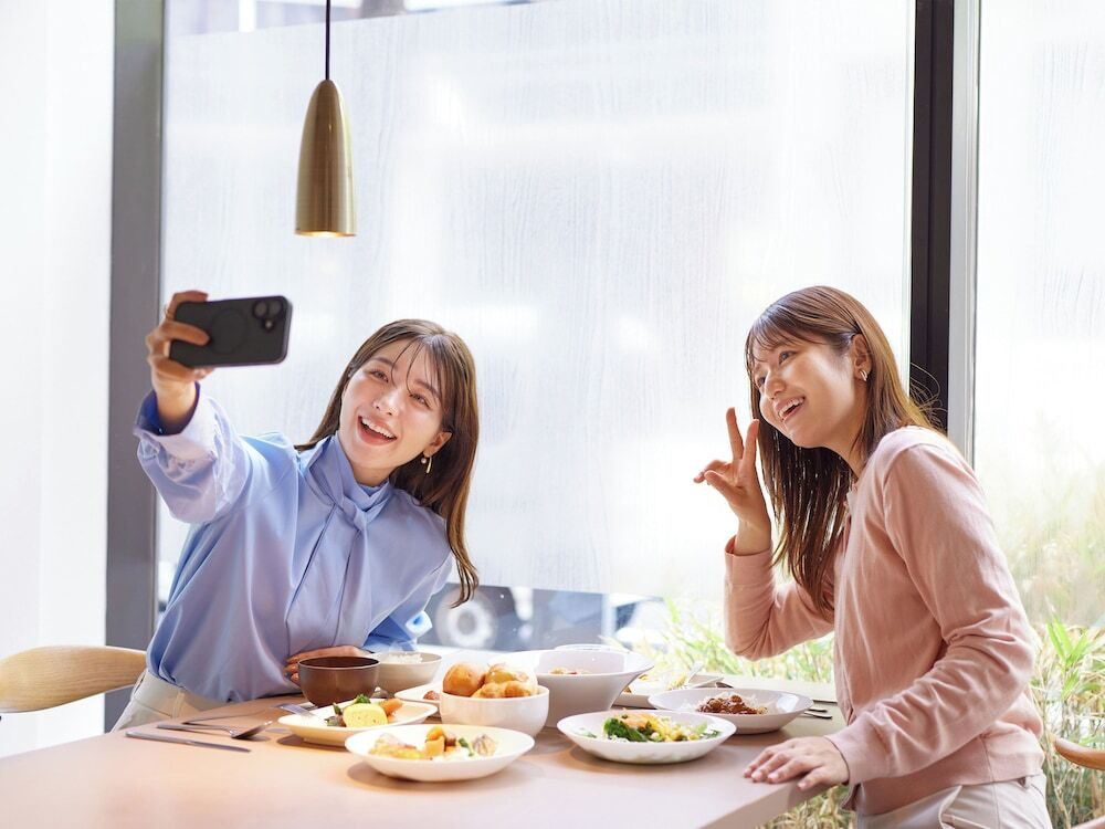 朝食