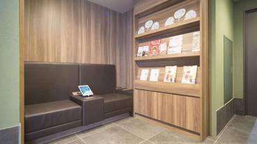 ロビー応接スペース / 5