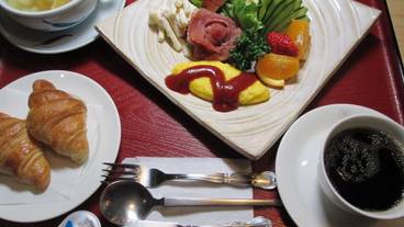 食事・飲み物 / 1