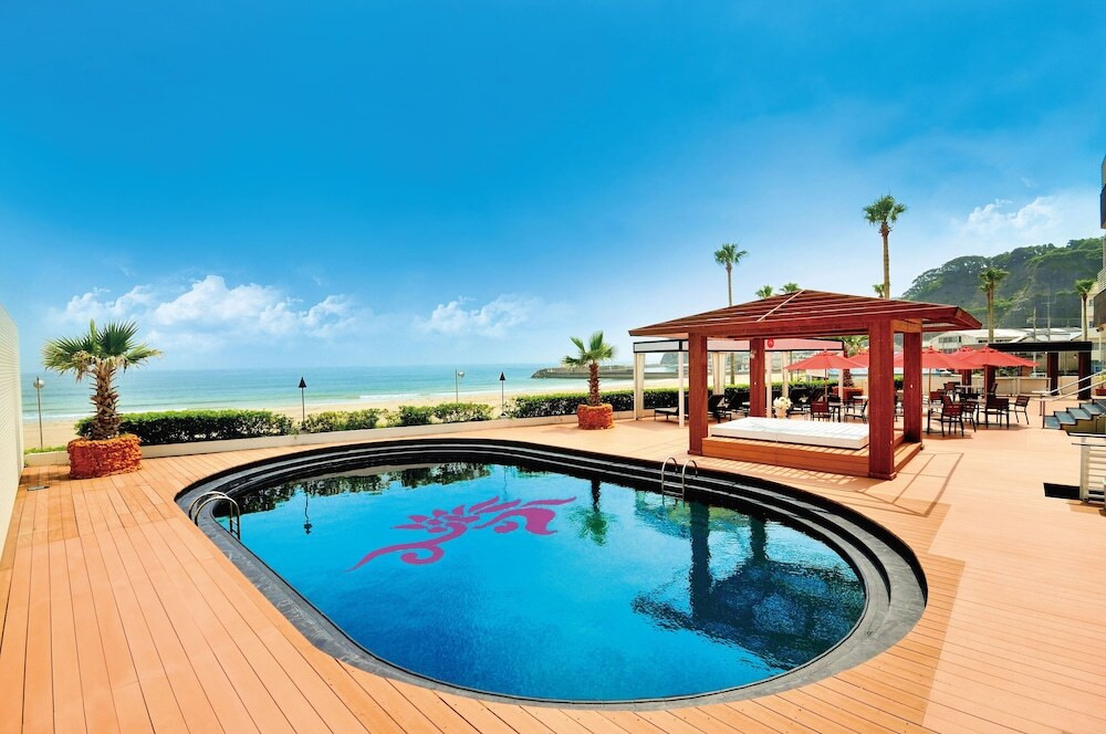 月の砂漠まで徒歩約5分！愛するテラスで2人きりのリゾート時間を3455856