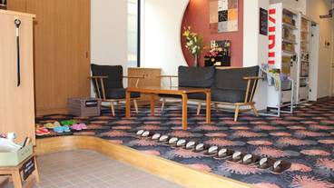 内部エントランス / 2