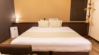 エコノミー ダブルルーム 喫煙可