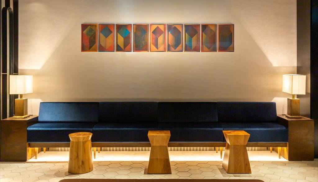 洗練された空間に
胸が高まるお出迎え
 / 2