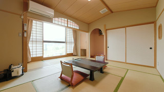 河口湖ビュー禁煙 和室8～10畳 ＋ 広縁