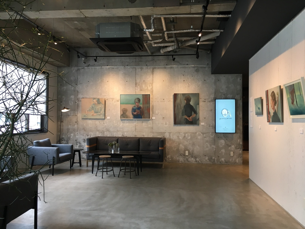 14. アートに彩られたリノベホテル「RESTERS BED&CO.」3439738