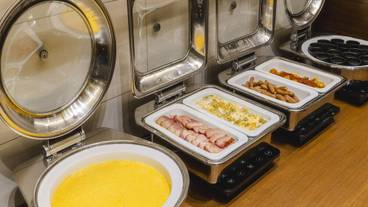 朝食ビュッフェ / 9