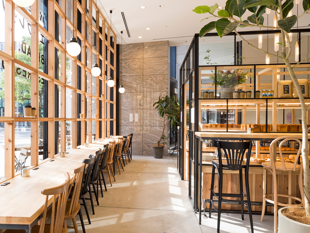 ホテル1階「パンとエスプレッソと 南森町交差点」①