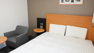 スタンダード ルーム クイーンベッド 1 台 禁煙