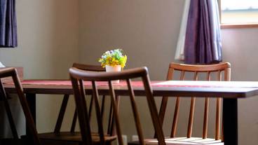 客室内のダイニングエリア / 12