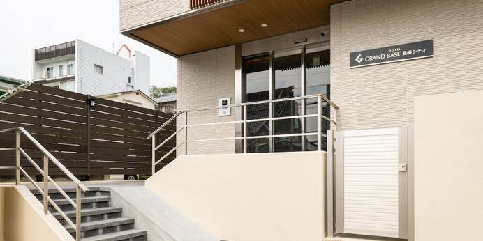 グランドベース長崎シティ（長崎県 アパートメント） / 1