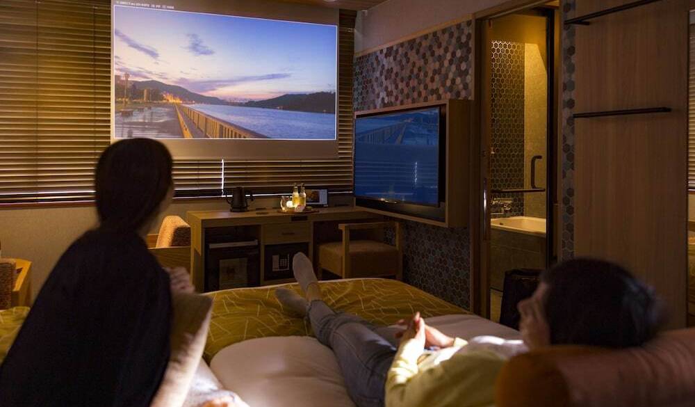 サイクルツインのシアター設備 / 2