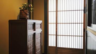 内部エントランス / 2