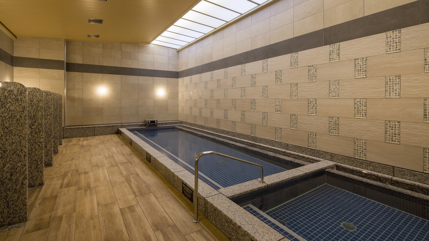 旅の疲れは、ミストサウナ付温浴施設でリフレッシュ♪4038121