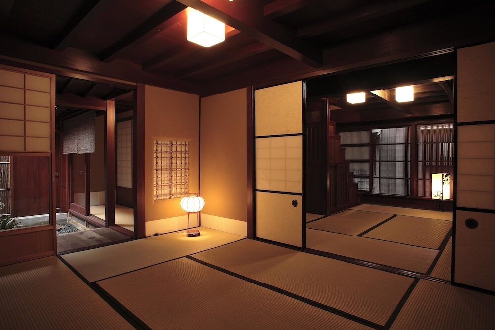 9. お茶屋建築の特徴を残し改修した雅な宿「町屋金沢 菊乃や」3539676