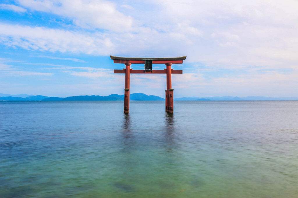 琵琶湖は日本で最大最古の湖です676961