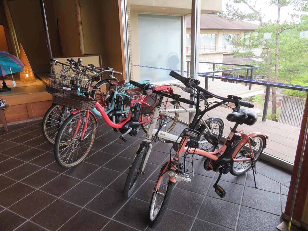 自転車のレンタルも可能。