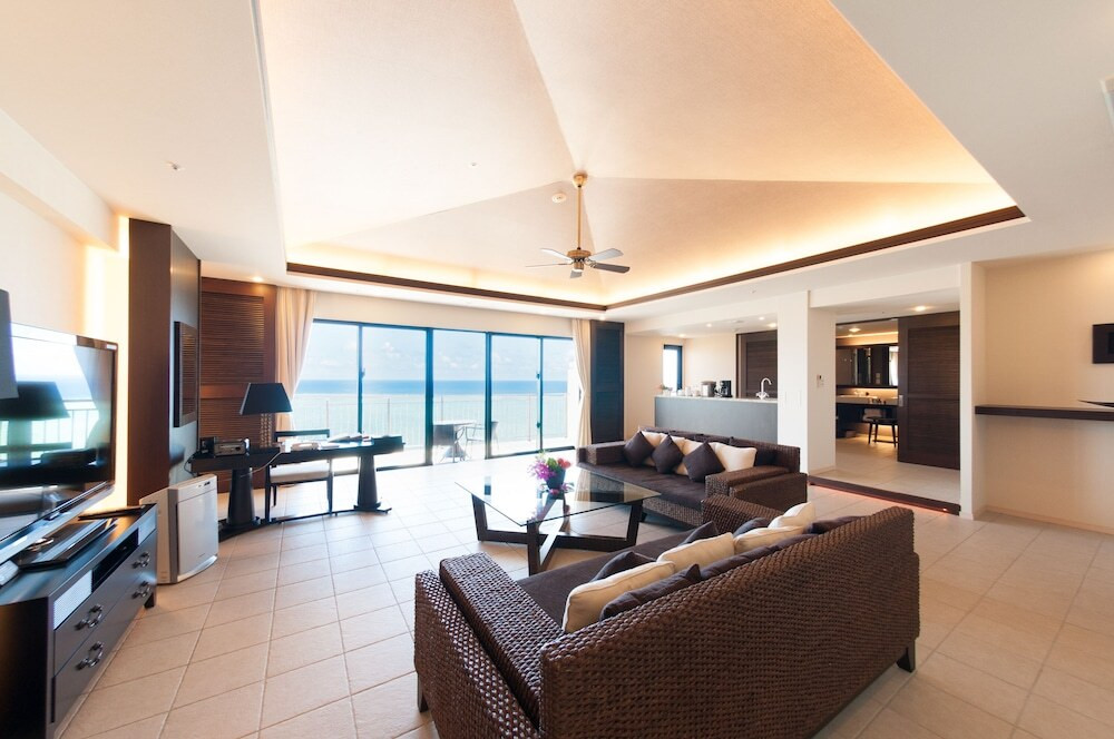 全室オーシャンビュー。テラス席で風を感じながら朝食を4379311