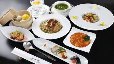 食事・飲み物 / 10