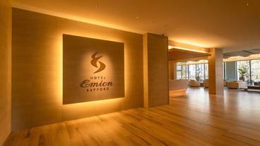 内部エントランス / 3