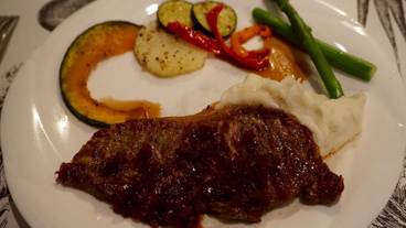 食事・飲み物 / 2