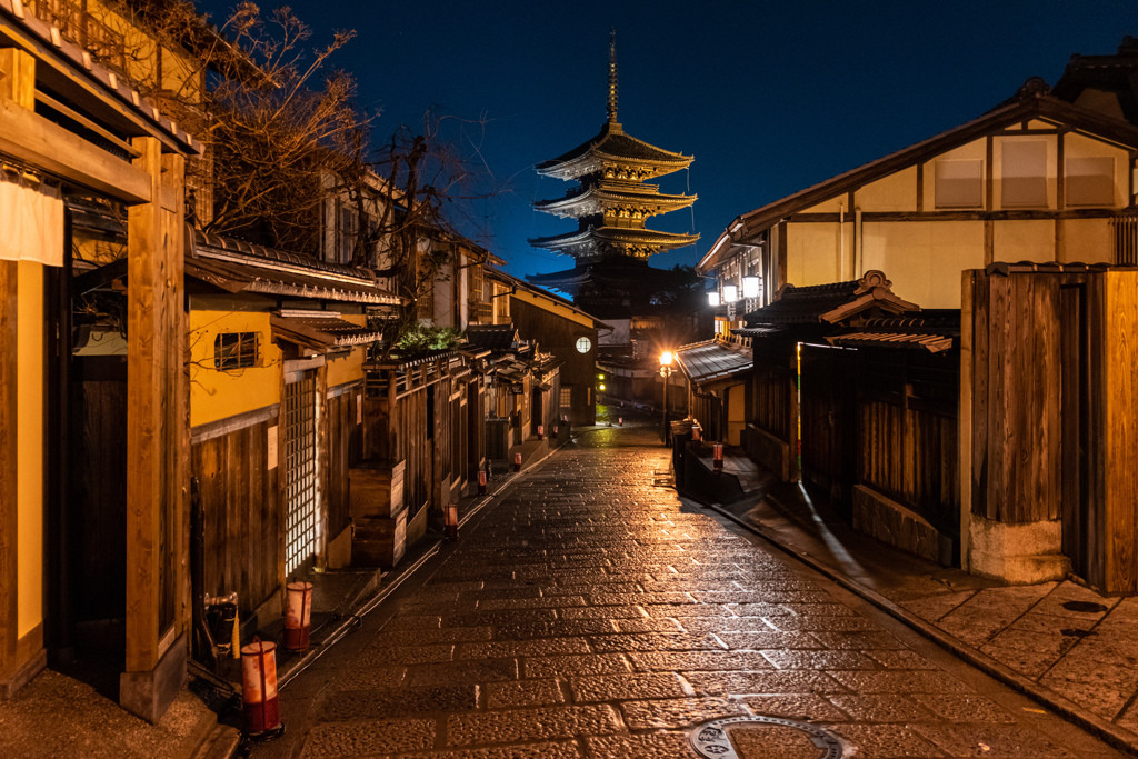 「古都・京都」に集まる不思議スポットで刺激的な旅を2203729