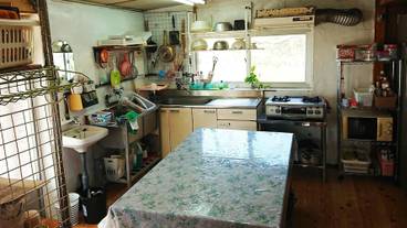 客室内のダイニングエリア / 9