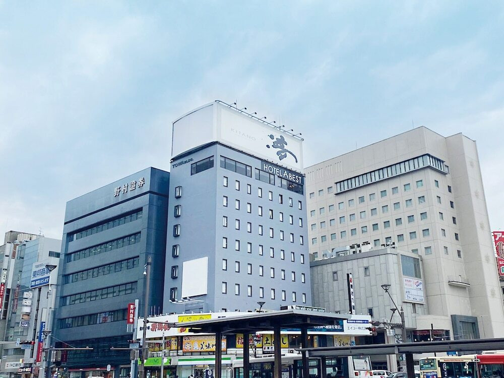 8. ホテルアベスト長野駅前4086482