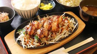 食事・飲み物 / 3