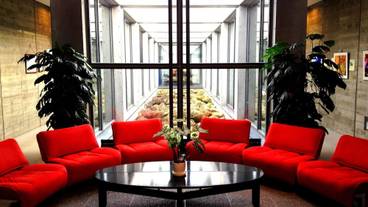 ロビー応接スペース / 4