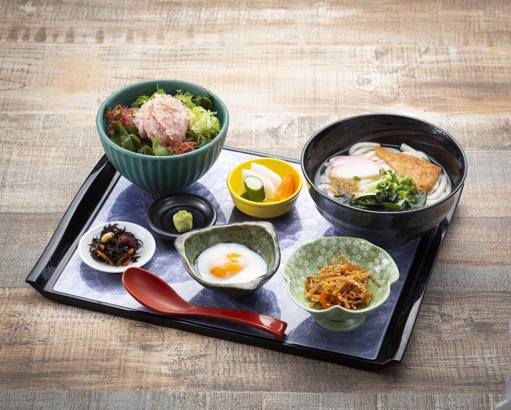 朝食