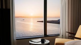 ルーム シングルベッド 2 台 オーシャンビュー