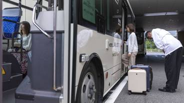 空港シャトルバス / 15